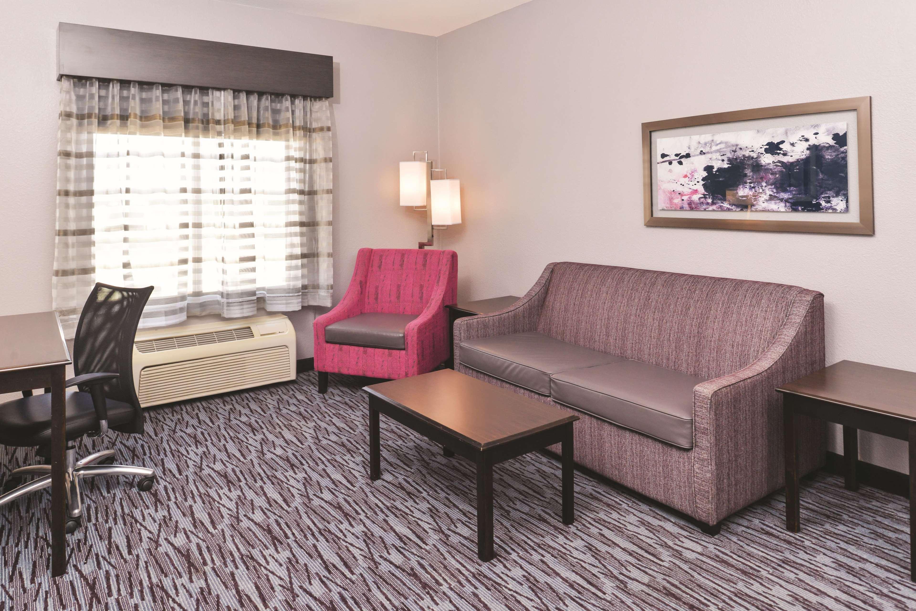 La Quinta By Wyndham Abilene Mall Exterior photo