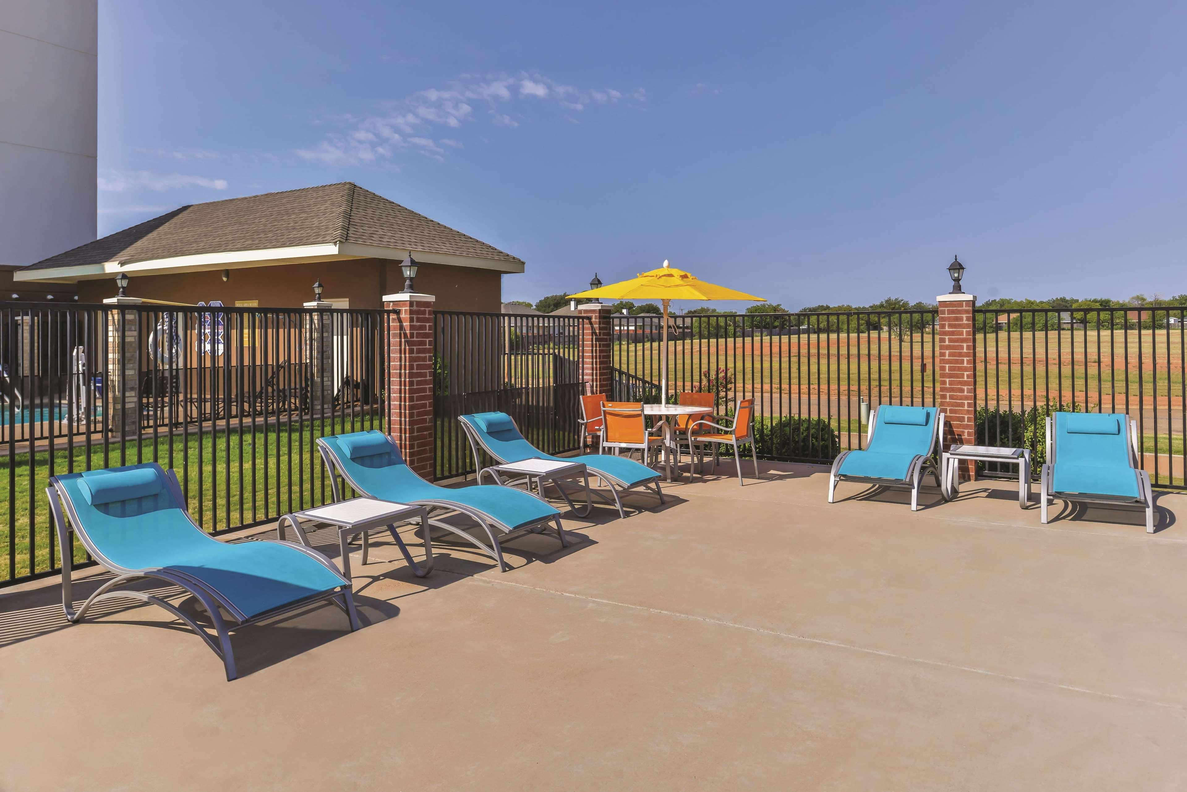 La Quinta By Wyndham Abilene Mall Exterior photo
